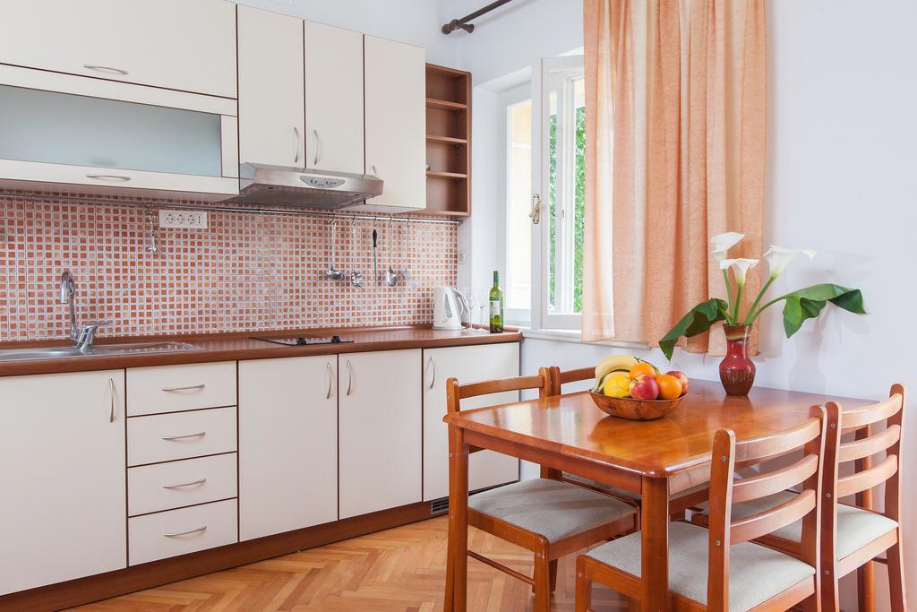 Apartments Potts Point Makarska Bilik gambar